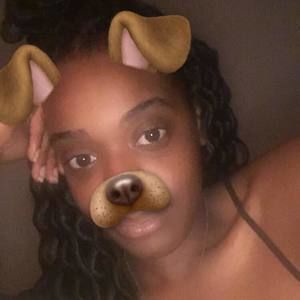 Meet your Posher, Jonise